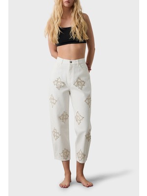 Bsb Kadın Yüksek Bel Rahat Kesim İşlemeli Denim Crop Pantolon