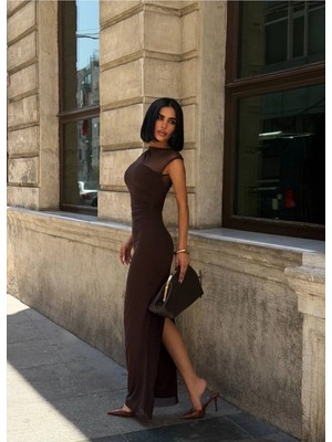 Tüllü Gloplu Elbise
