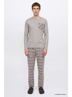 Altınyıldız Classics 2'li Pamuklu Yumuşak Dokulu Standart Fit Bisiklet Yaka Ekose Desenli Pijama Takımı