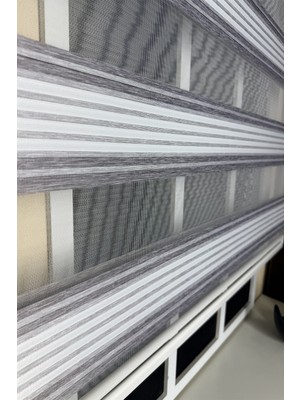 Storburada Gri Renk Geçişli Geniş Plise Zebra Stor Perde