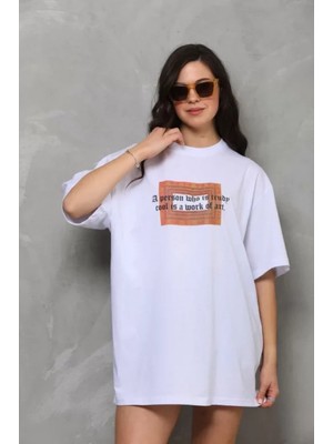 Pileli Store Unisex Bisiklet Yaka Baskılı Oversize T-Shirt - Beyaz