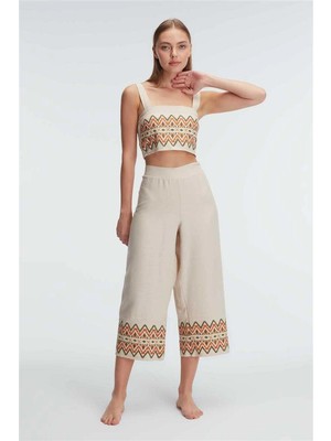 İpeknur Arias Closet Askılı Oyuk U Yaka Geometrik Yazlık Uzun Nakış Detaylı Pijama Takımı