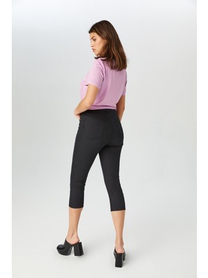 Faik Sönmez Kadın Slim Fit Parça Boya Pamuklu Dokuma 5 Cep Kapri Pantolon