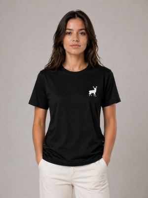 Kadın Minimal Geyik Logolu Tişört Bisiklet Yaka Kısa Kol Yazlık T-Shirt - Siyah