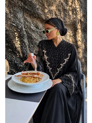 Nazzain Siyah Vespera Özel Tasarım Abaya