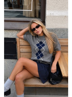 Benevento Clothing Baklava Desenli Kısa Kol Bluz