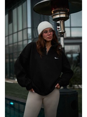 Pileli Store Kadın Yarım Fermuarlı Üç Iplik Şardonlu Pamuklu Sweatshirt - Siyah