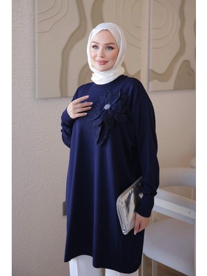 İmaj Butik Lacivert Soğuk Iplik Çiçek Detaylı Triko Tunik