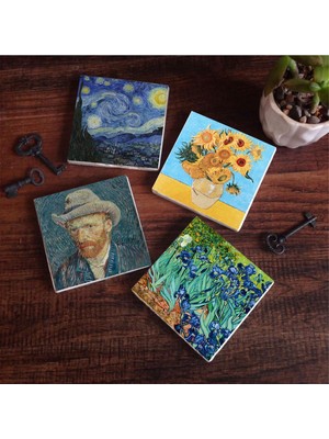 Mythriva Pinecone Stone Van Gogh On Iki Ayçiçekli Vazo, Irisler, Yıldızlı Gece, Otoportre Taş Bardak Altlığı Seti - 4 Parça - Dekoratif, Rustik, 10X10 Cm, Kaydırmaz Tabanlı, Şık ve Dayanıklı SC155
