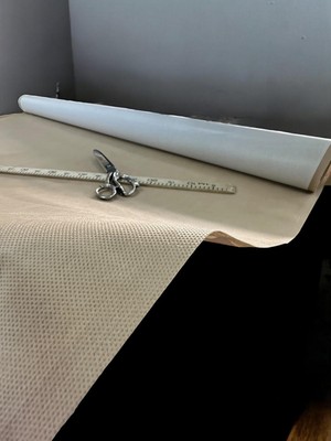 Plush Studio İstanbul Plush Studio Yapışkanlı Tela Astar 100X78 cm – Kağıt Sertliğinde Kumaş Destekleyici