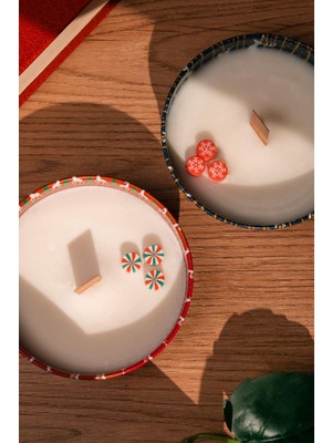 Love Bundles El Yapımı Yılbaşı Temalı %100 Soya Wax Mum Seti