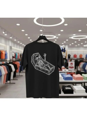 Playwear Play Wear Unisex Bol Kalıp Iskelet Sırt Baskısı Tabut V4 Bisiklet Yaka Baskılı T-Shirt