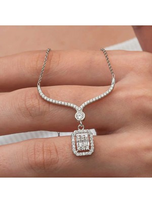 Pileli Store Gümüş Baget Taşlı Gerdanlık Model Kadın Kolye
