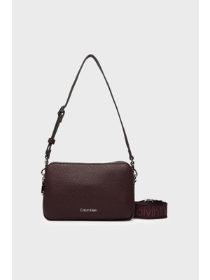 Calvin Klein Logolu Ayarlanabilir Askılı Çanta LV04F3656GBAP Kadın Çanta LV04F3656G Bap