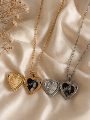 Moonpiece Collection Kişiye Özel Gold Kalpli Kapaklı Görsel Baskılı Kolye Hediye Sevgili Çelik