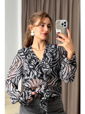 Juuuj Füme Polyester Kumaş Zebra Desenli Düğmeli Fırfırlı Bağcık Detaylı Özel Tasarım Bluz