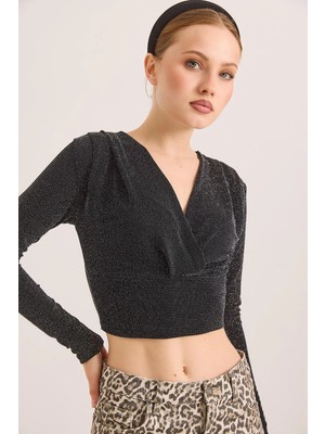 Juuuj Siyah Pamuklu Elestan Karışımlı Kruvaze Yaka Uzun Kollu Simli Crop Form Bluz