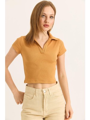 Juuuj Taba Örme Kaşkorse Kumaş Polo Yaka Kısa Kollu Basic Form Crop Bluz