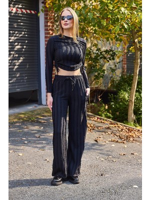 Juuuj Siyah Cozy Triko Uzun Kollu Crop Bisiklet Yaka Yanları Büzgü Detaylı Saçaklı Bluz