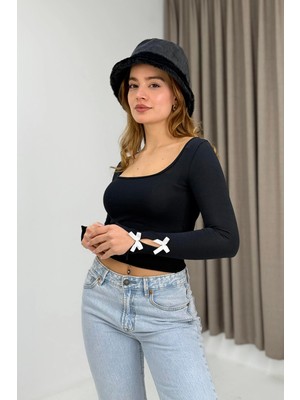Juuuj Siyah Pamuklu Likralı Esnek Kare Yaka Uzun Kollu Fiyonk Detaylı Slim Fit Örme Bluz