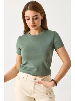 Juuuj Yeşil Esnek Dokulu Bisiklet Yaka Kısa Kollu Düz Kesim Slim Fit Örme Crop Bluz