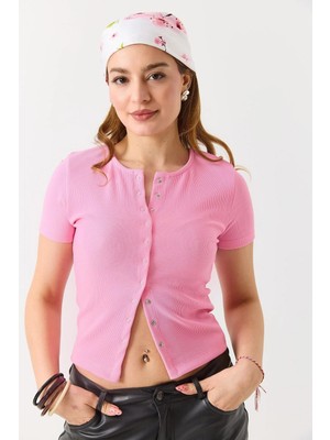 Juuuj Pembe Kaşkorse Dokulu Bisiklet Yaka Kısa Kollu Fit Kesim Önü Çıtçıtlı Örme Üst Bluz