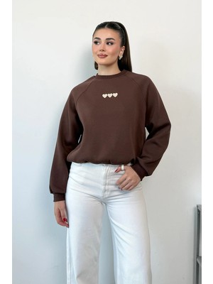 Giysa Kadın Bisiklet yaka Kalp Nakışlı Sweatshirt Kahverengi - 27K 2713