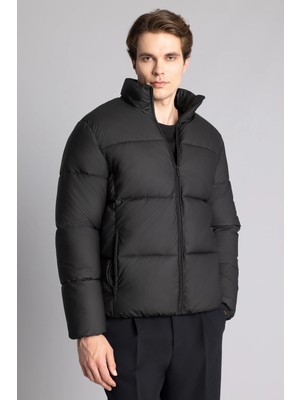 DeFacto Sıcak Tutan Su İtici Slim Fit Dik Yaka Astarlı Fermuarlı Rüzgar Geçirmez Şişme Mont C5631AX26WN