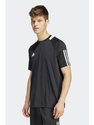Adidas Erkek Tişört IR7823