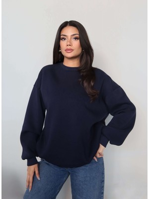 Esra Helvacı Lacivert Oversize Şardonlu Sweatshirt