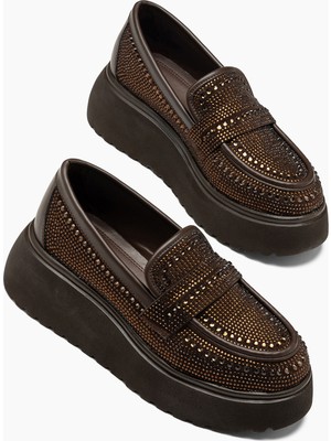 Alyano Acacia Kahve Taş Detaylı Kadın Loafer Ayakkabı