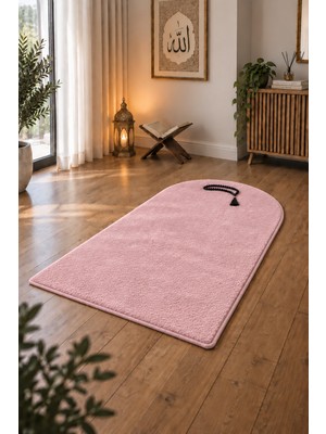 Saraz Halı Pofuduk Seccade Yumuşak Peluş Seccade Kaymaz Taban Yıkanabilir Konforlu Namaz Halısı