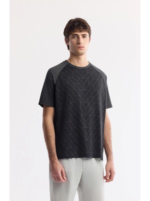 AVVA Erkek Siyah Bisiklet Yaka Desenli Teknik Kumaş Regular Fit T-Shirt A51Y1160