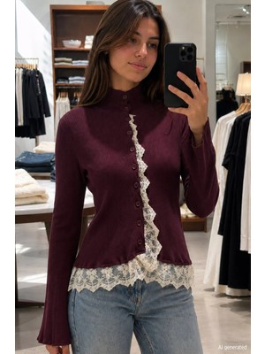Gülseli Kadın Dantel Detaylı Ön Düğmeli Triko Bluz P-00023155
