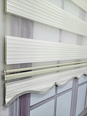 BBB Pliseli Zebra Stor Perde Ekru Renkli Sert Plastik Kasalı 80 x 200 cm Mikro Petek Kumaş