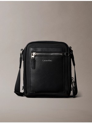 Calvin Klein Calvın Kleın Erkek Marka Logolu Günlük Kullanıma Uygun Siyah Omuz Çantası LV04D3500G Ub1