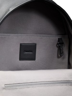 Calvin Klein Erkek Siyah Calvin Klein Emblem Aop Deboss Ro, Ub1 Siyah Erkek Sırt Çantası