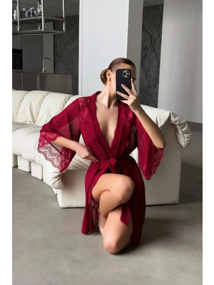 Aria's Closet Şık Tasarım Bordo Dantel Işlemeli Body Suit ve Tül Gecelik Takımı