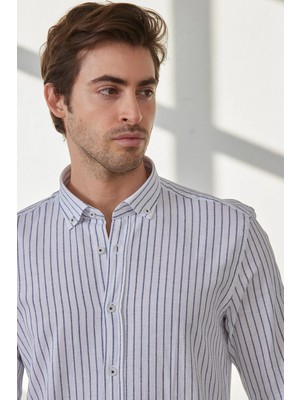 Ravanelli Erkek Gömlek Çizgili %100 Pamuk Keten Görünümlü Düğmeli Yaka Uzun Kol Modern Slim Fit Gömlek