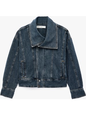 Koton Dikiş Detaylı Cepli Düğmeli Kruvaze Yaka Denim Ceket