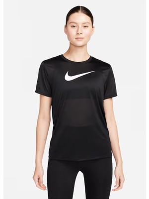 Nike FQ4975-011 Dri-Fıt Baskılı Kadın Tişört - Siyah