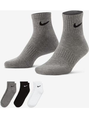 Nike SX7667-964 Everyday Cushioned Bilek Antrenman Çorapları (3 Çift)