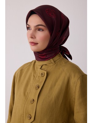 Belli Geometrik Desen %100 Twill Ipek Eşarp BE27-31