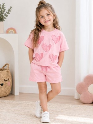Moda Rüyası Kız Çocuk Kalpli Şortlu Takım Pembe Kısa Kollu Tişört Şort 4-5 Yaş