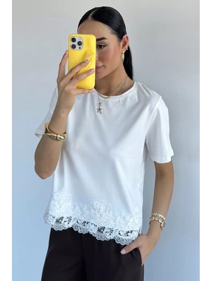 Gülseli Etek Ucu Dantelli Bluz P-00022303