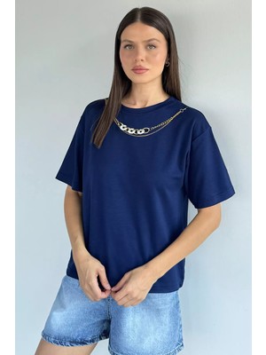 Gülseli Kadın Bisiklet Yaka Kolye Aksesuarlı Bluz P-00022254