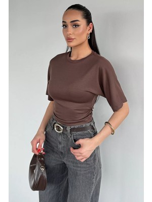 Gülseli Kadın Bel Büzgülü Tişört P-00021140
