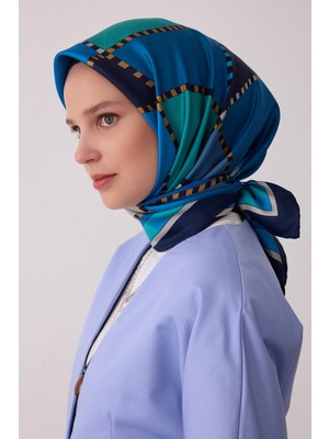 Belli Geometrik Desen %100 Twill Ipek Eşarp BE19-82