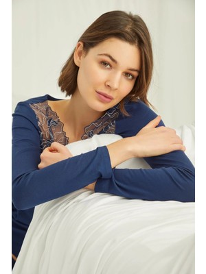 Nightlove Monamise  Kadın Yakası ve Omzu Dantelli Önü Düğmeli Uzun Kollu  Pijama Takımı