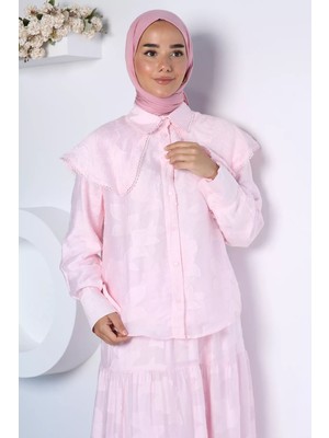Julude Yaka Detaylı Desenli Tesettür Gömlek P-00022982